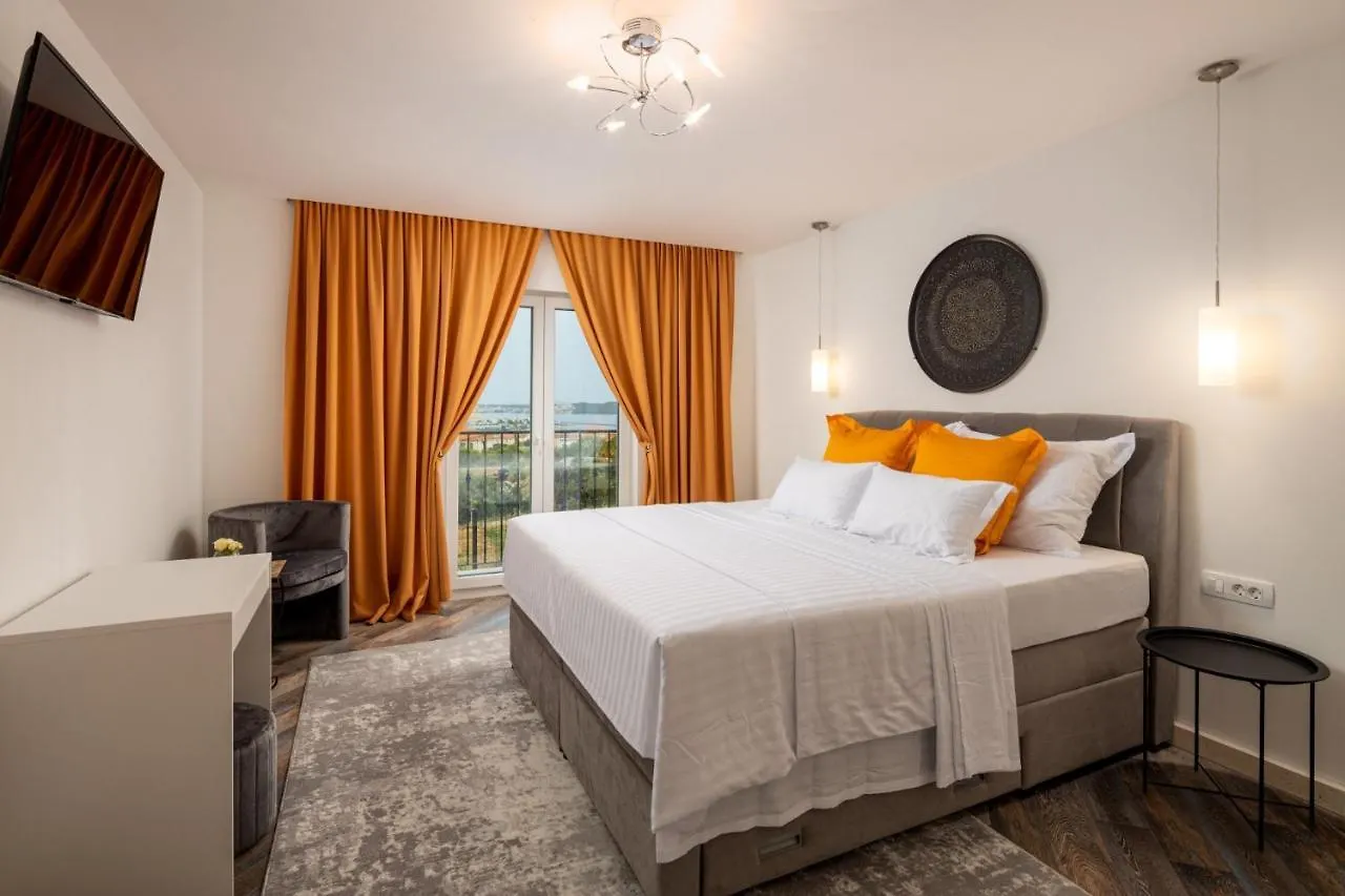 Villa West Trogir