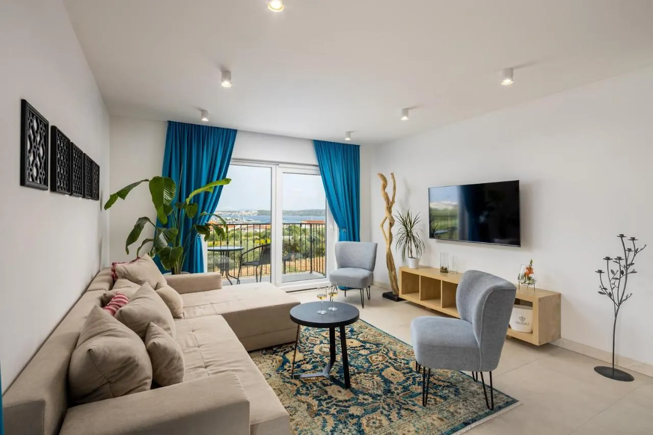 Villa West Trogir